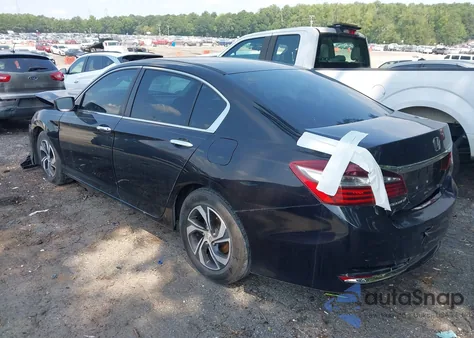 2016 Honda Accord Lx z USA, uszkodzony, nr VIN 1HGCR2F33GA197008